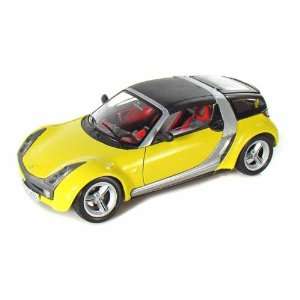  Smart Roadster Coupe 1/18 Yellow Toys & Games