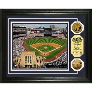 Yankee Stadium 24KT Gold Coin Photo Mint