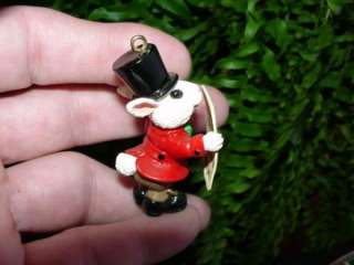 1988 THE TOWN CRIER   Hallmark ornament   bunny rabbit  