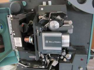   Howell 16mm Movie Film Projector Model 15850 w/3 Reels. Working  