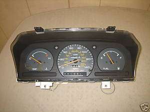 1992 1993 Mitsubishi Expo, Eagle Summit Plymouth Vista Speedometer 