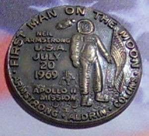 APOLLO 11 MAN ON THE MOON LANDING 1969 MEDAL COIN SPACE  