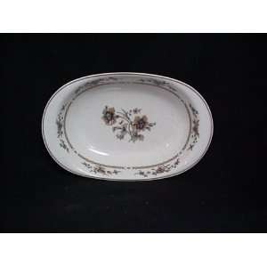   OVAL VEGETABLE NEW CASTLE (#9309 W42) 10 1/4 