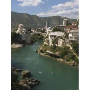 Old Bridge Over the Fast Flowing River Neretva, Mostar, Bosnia, Bosnia 