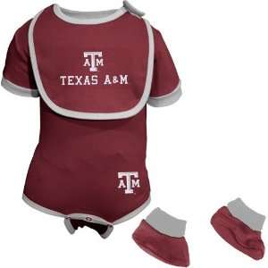  Texas A&M Aggies Maroon Infant Football Bib & Booties Set 