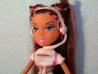 BRATZ LIVE IN CONCERT YASMIN COLLECTIBLE DOLL GREAT GIFT SHIPS SUPER 