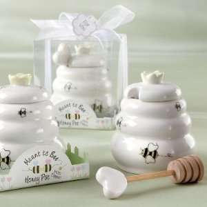  Exclusively Weddings Meant to Bee Honey Pot Wedding Favor 