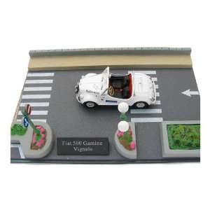  Fiat 500 Gamine Vignale   Street Diorama   1/43rd Scale 