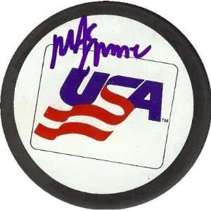   autographed Hockey Puck (1980 Olympic Hockey Team)