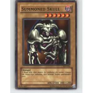   Yugi Unlimited SDY EN004 UNL   Summoned Skull   Common Toys & Games