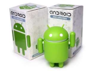 Android Green Vinyl Figure by Andrew Bell  