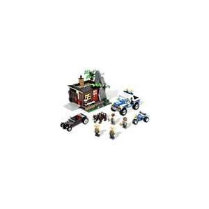  LEGO City Police Robbers Hideout 4438 Toys & Games