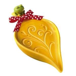  Grasslands Road Leaf Soap Dish  Yellow with Frog 