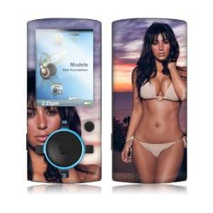   View  16 30GB  Kim Kardashian  Bikini Skin  Players & Accessories
