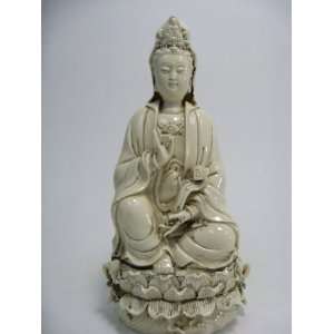 Kwan Yin  White porcelain sculpture.Qing Dynasty 
