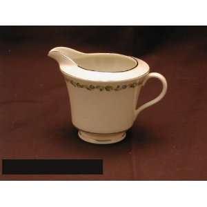 Syracuse Belcanto Creamer 