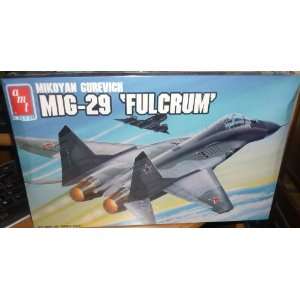  #88828 AMT Mikoyan Curevich Mig 29 Fulcrum 1/72 Scale 