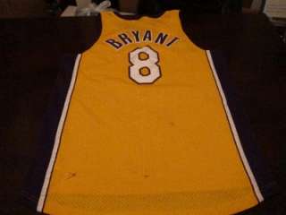 VTG Nike Kobe Bryant Los Angeles Lakers Retro #8 Stitched Sewn Jersey 