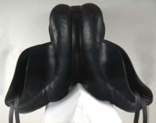 Offered is a very nice Stubben Scandia dressage saddle in very good 