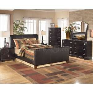  Pinella Bedroom Set w/ Stanwick Upholstered Bed (Queen) by 
