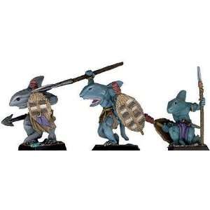  Fenryll Miniatures Shark Men (3) Toys & Games