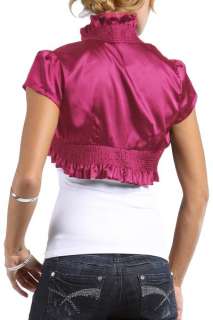 Add sophistication to any outfit with this fashionable cropped sleeves 