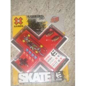  X Games Skate Fingerboard + Team 2 Shoes Toys & Games