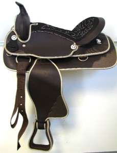  SADDLE , ADULT SIZE AND LIGHT WEIGHTED.(20 22LBS) FULL QUARTER HORSE 