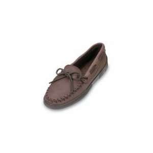  Moosehide Classic   Womens Moccasin Toys & Games