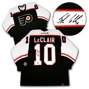 JOHN LeCLAIR Philadelphia Flyers SIGNED Hockey JERSEY   Autographed 