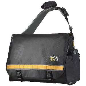 Mountain Hardwear Sentinel Backpack (Spring 2010)  Sports 