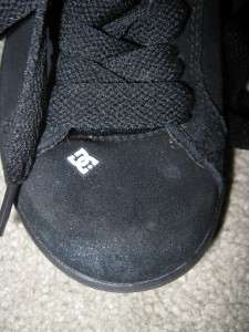 Boys Black DC Sneakers Size 11.5 11 1/2  