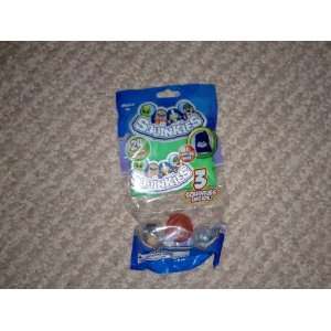  3 PACK SQUINKIES BOYS WITH CARRY BAG & 24 STICKERS Toys & Games
