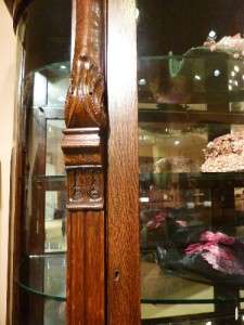19th c. Heavily Carved Victorian Oak Curio Cabinet with Original Glass 