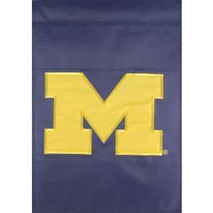  Michigan Wolverines Mini Garden Flag *