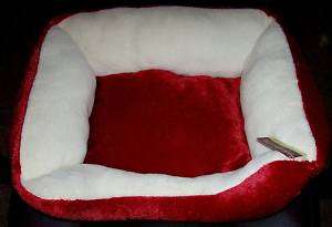 Burgandy Whisker City Dog or Cat Plush Bed 18x16  