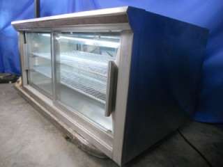   REFRIGERATED PIE DISPLAY CASE COOLER WALL MOUNT OR COUNTER TOP  