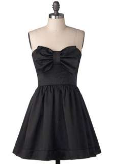 First Date Dress in Noir  Mod Retro Vintage Dresses  ModCloth