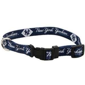 Designer Dog Collar   NY Yankees Dog Collar   Officially Licensed by 