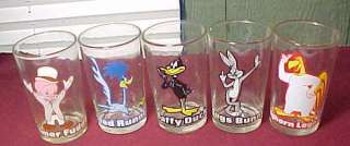 Set of 5 Warner Bros. 1976 Small Character Juice Glasses 4 1/4 High 