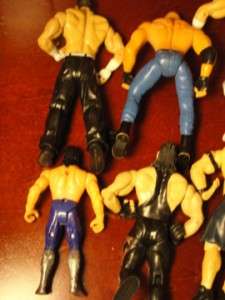 This is a lot of 8 wrestling figures and 4 knee pads The items are in 