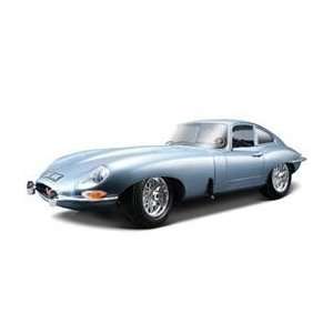    1961 Jaguar E Type Coupe Blue 1/18 Diecast Car Model Toys & Games