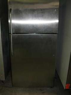   Cu. Ft. Stainless Top Freezer Refrigerator Model# GTH22SBS / GTH22KBR