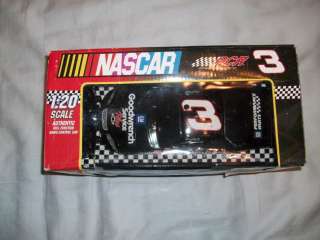 Dale Earnhardt 3 Goodwrench NASCAR Remote Control Car MODEL # 9507 3 