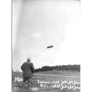  Alexander Graham Bell watching tetrahedral kite1907 July 