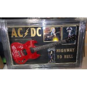  Angus Young Autograged Sg Style Guitar W/angus Sketch Ac 