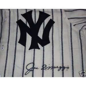 Joe DiMaggio Signed Uniform   Mitchell & Ness 325 JSA   Autographed 