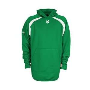   Base Hooded Gamewarmer by Majestic Athletic   Kelly Green/White Large