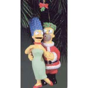  Simpsons Homer and Marge Holiday Smooches Christmas 