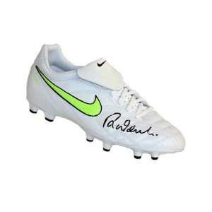 Robbie Fowler Signed Cleat